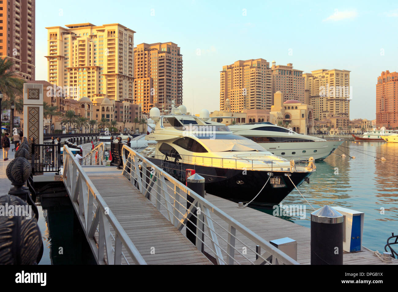 The Pearl Marina, Doha, Qatar Stock Photo Alamy
