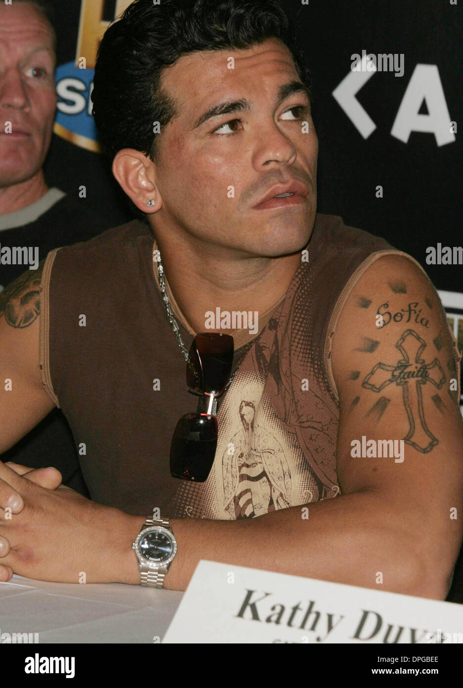 Arturo gatti hi-res stock photography and images - Alamy