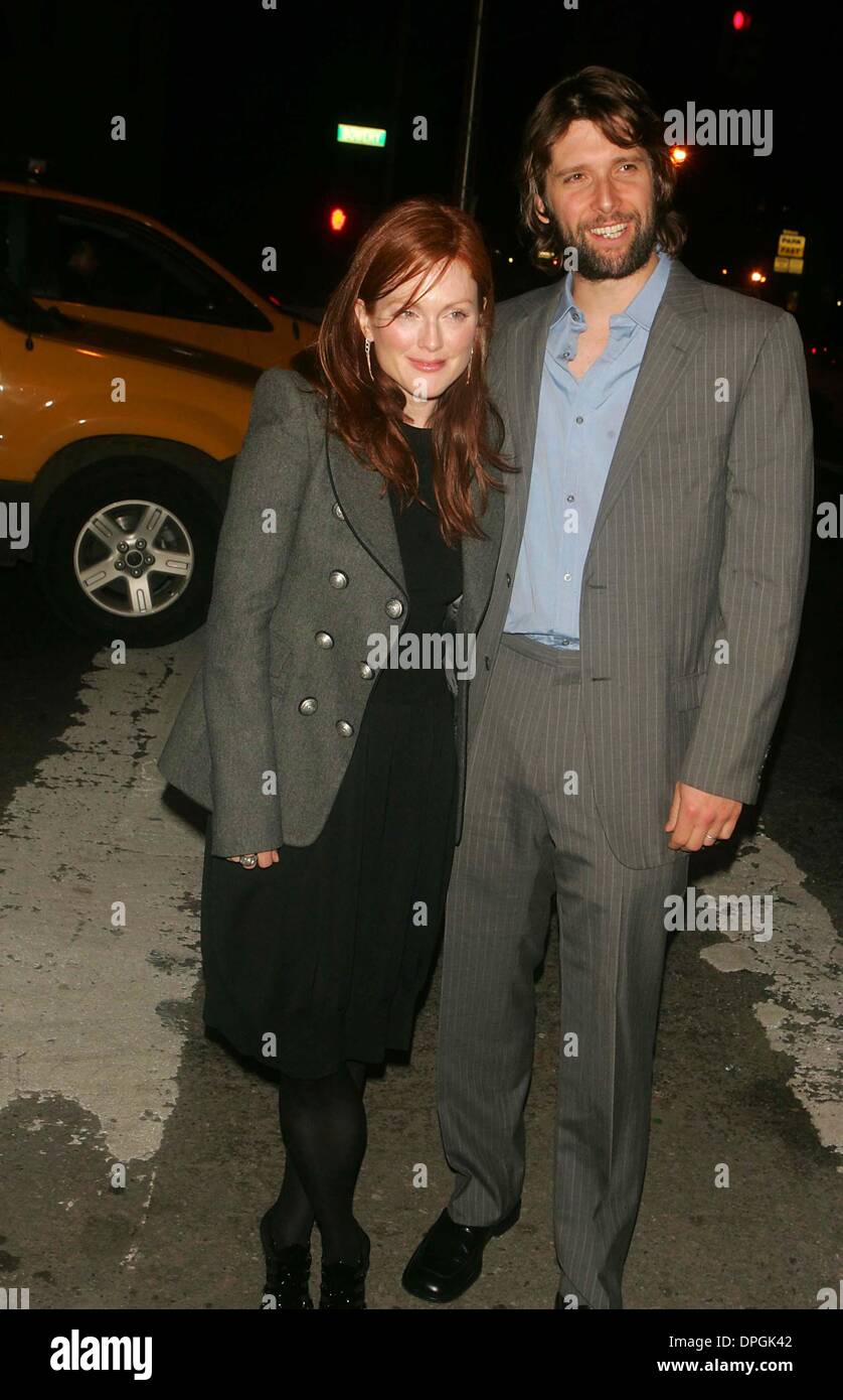 Julianne Moore and her husband Bart Fruendlich arrive at the World Premiere  for Laws of Attraction, held at the Loews Astor Plaza in New york, on  Thursday, April 22, 2004. (Pictured :, image size:838x1390