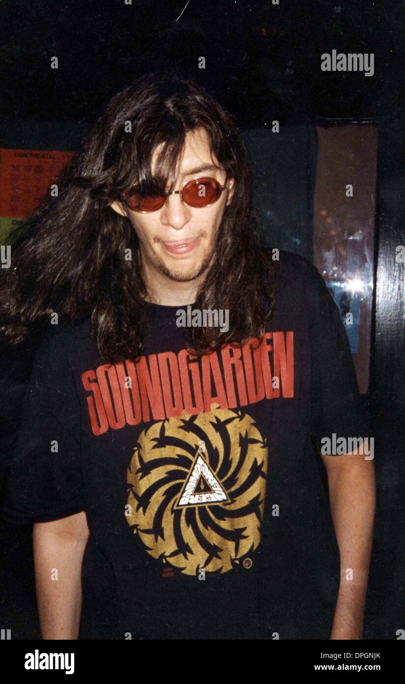 Joey ramone hi-res stock photography and images - Alamy