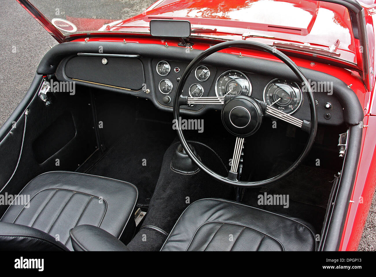 1955 Triumph TR2, traditional British wind-in-the-hair sports car ...