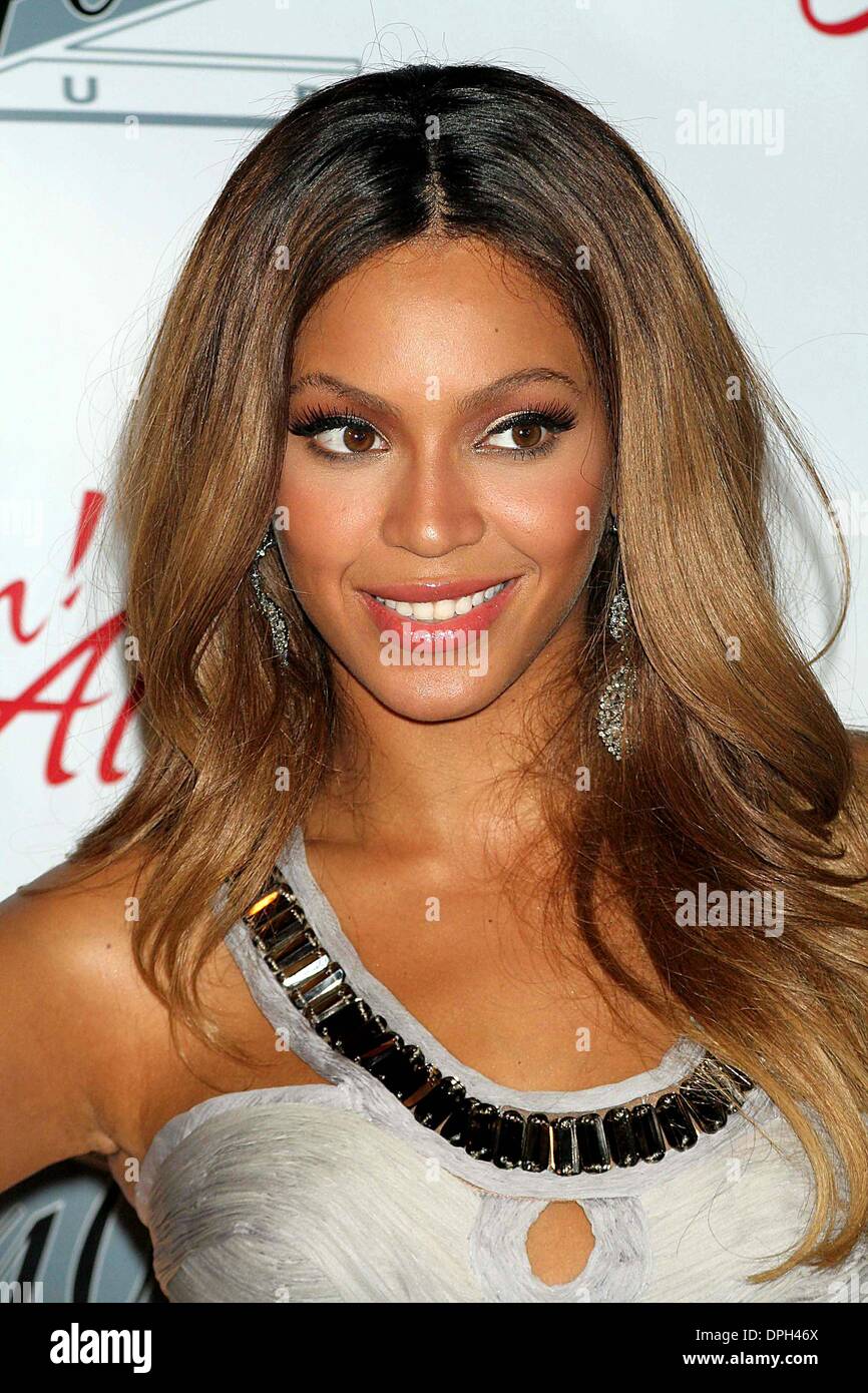 Sept. 1, 2006 - New York, New York, U.S. - K49594ML.BEYONCE'S BIRTHDAY ...