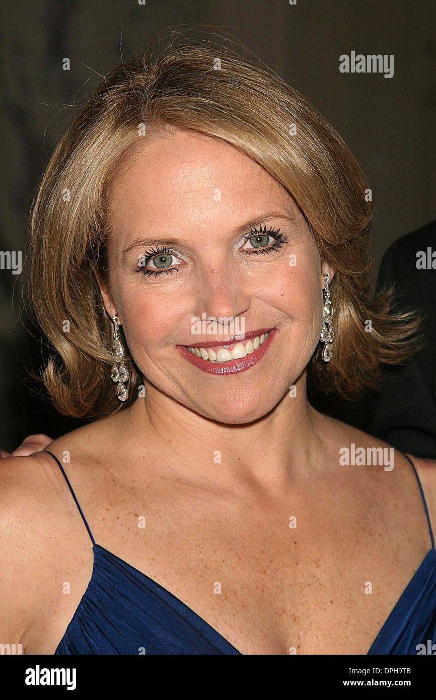 May 8, 2006 - New York, New York, U.S. - K47800ML.RONALD MCDONALD HOUSE GALA AT WALDORF ASTORIA, NEW YORK New York. DATE 05-08-06.  -    2006..KATIE COURIC(Credit Image: © Mitchell Levy/Globe Photos/ZUMAPRESS.com) Stock Photo