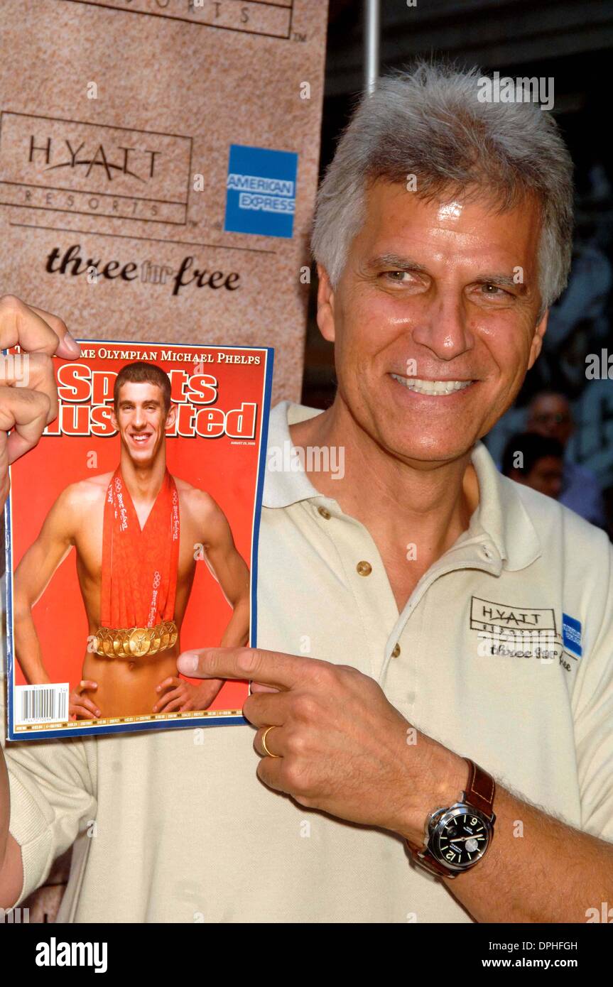 Dec. 31, 2006 - New York, New York, U.S. - OLYMPIC SWIMMER MARK SPITZ  HOLDS UP A COPY OF MICHAEL PHELPS SPORTS ILLUSTRATED COVER AT A PROMOTIONAL EVENT AT GRAND CENTRAL STATION IN NEW YORK ON AUGUST 20, 2008...  /   K59164TGA(Credit Image: © Terry Gatanis/Globe Photos/ZUMAPRESS.com) Stock Photo