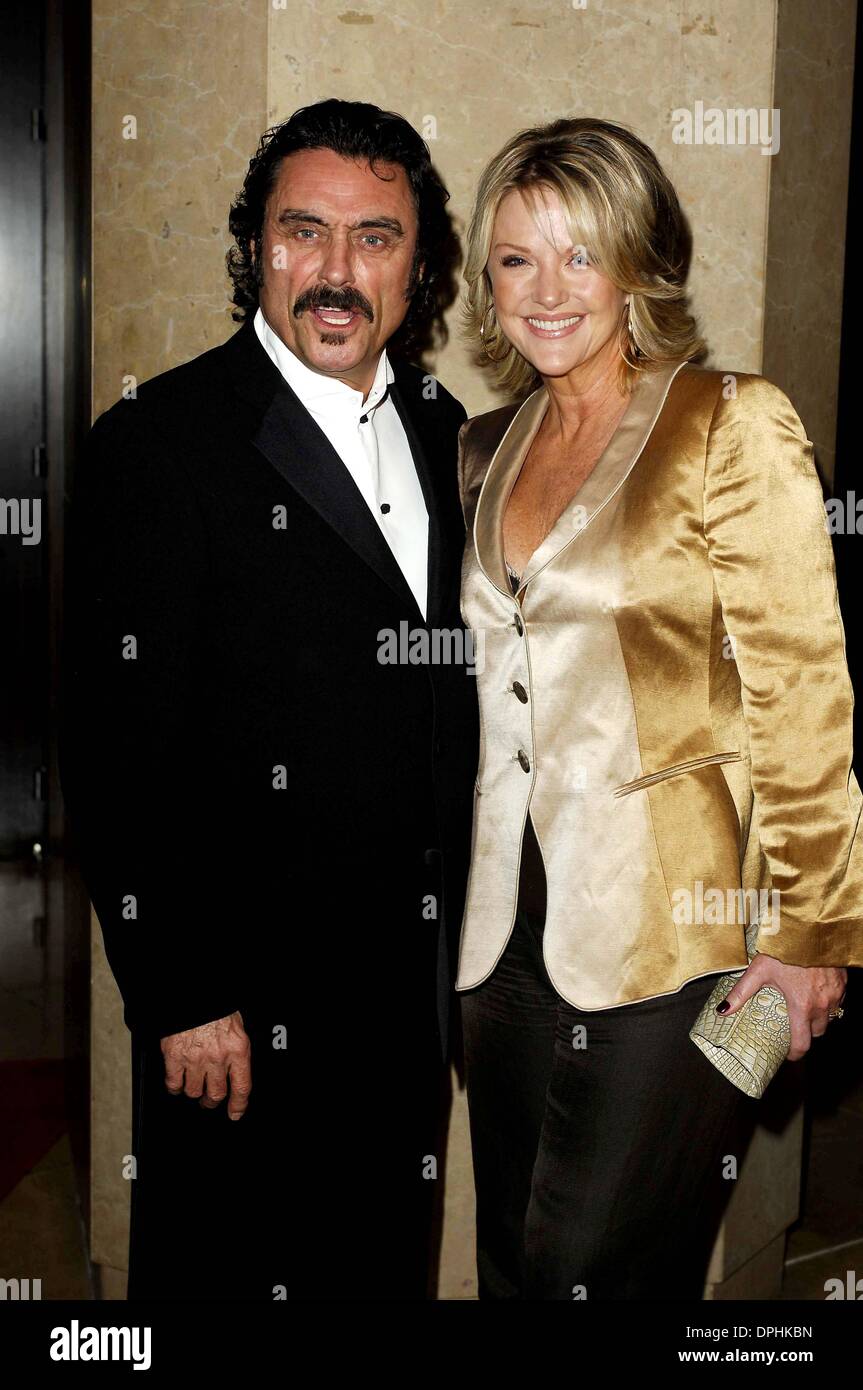 Ian mcshane wife actress gwen hires stock photography and images Alamy