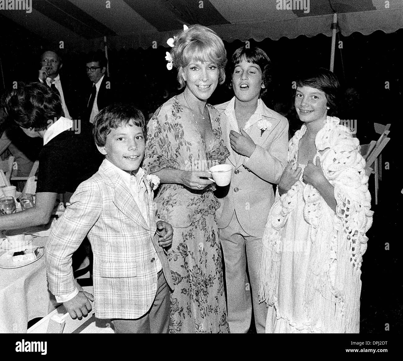 Apr. 24, 2006 - MATTHEW ANSARA WITH BARBARA EDEN ,BARBARA'S CHILDREN