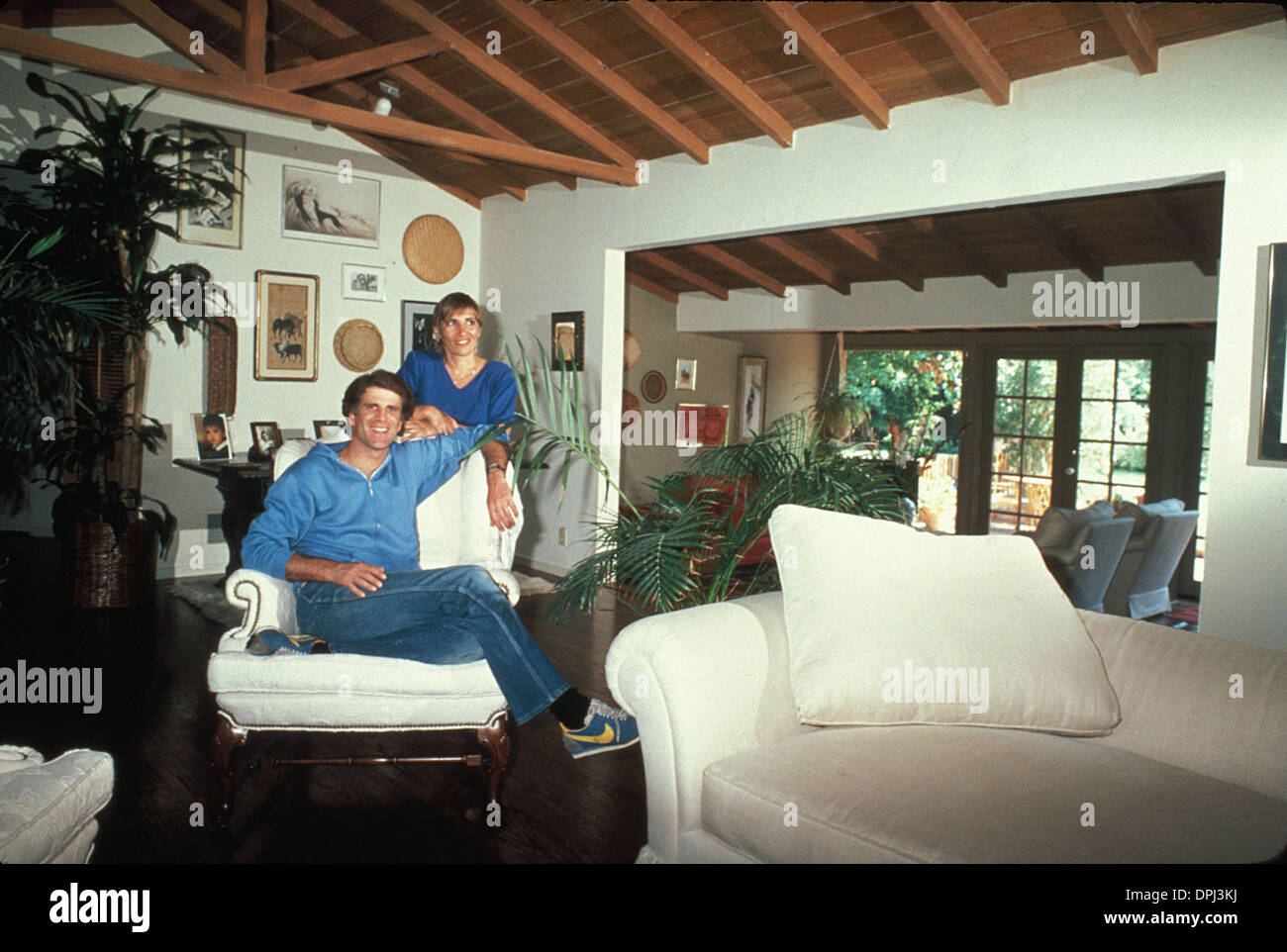 Sept. 21, 2006 - TED DANSON WITH HIS WIFE CASSANDRA COATES.( CASEY ) AT HOME 1987.F4272. PAUL DRINKWATER-(Credit Image: © Globe Photos/ZUMAPRESS.com) Stock Photo