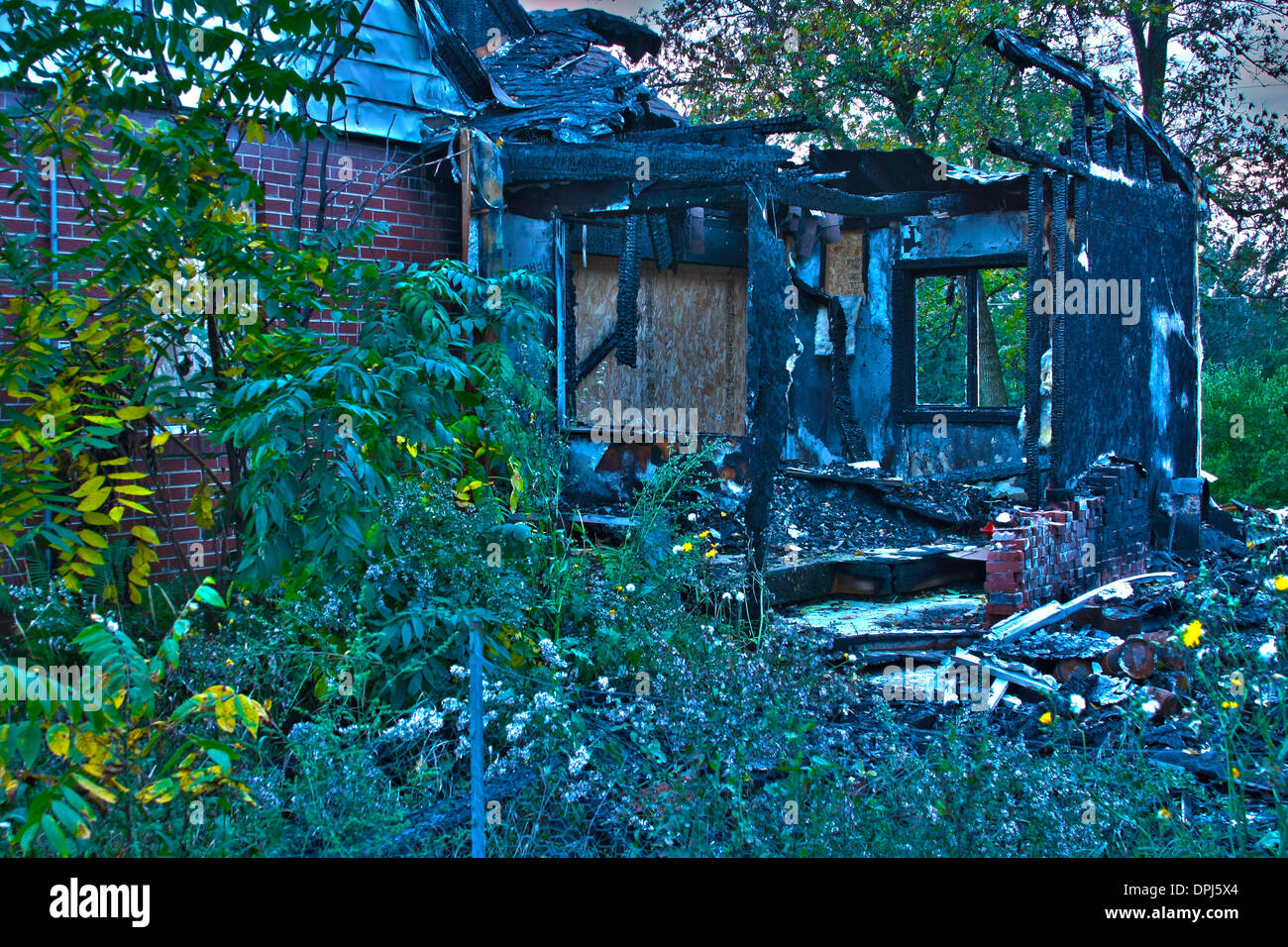 Burnt down house hires stock photography and images Alamy