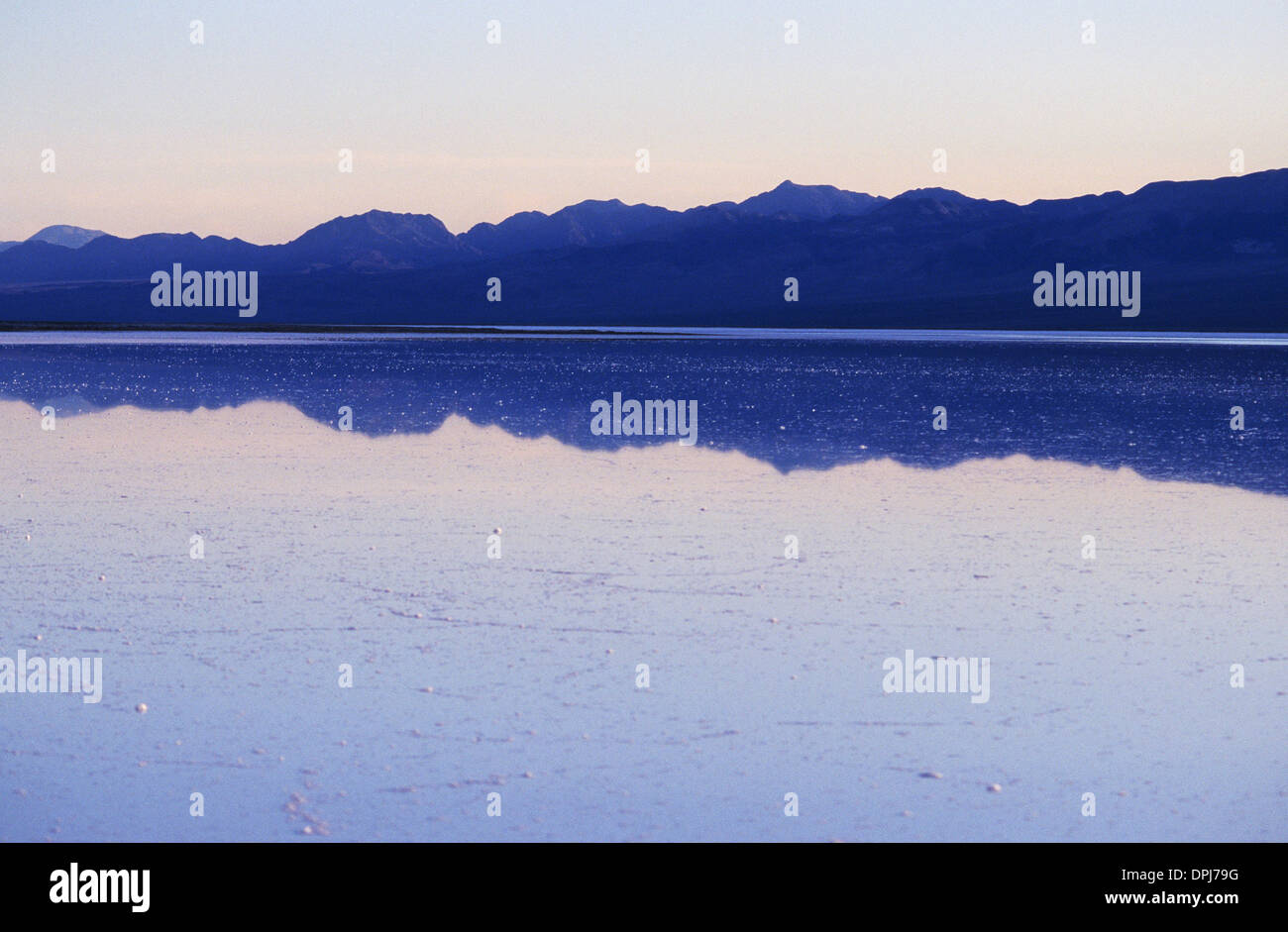 Death valley national park badwater hi-res stock photography and images ...