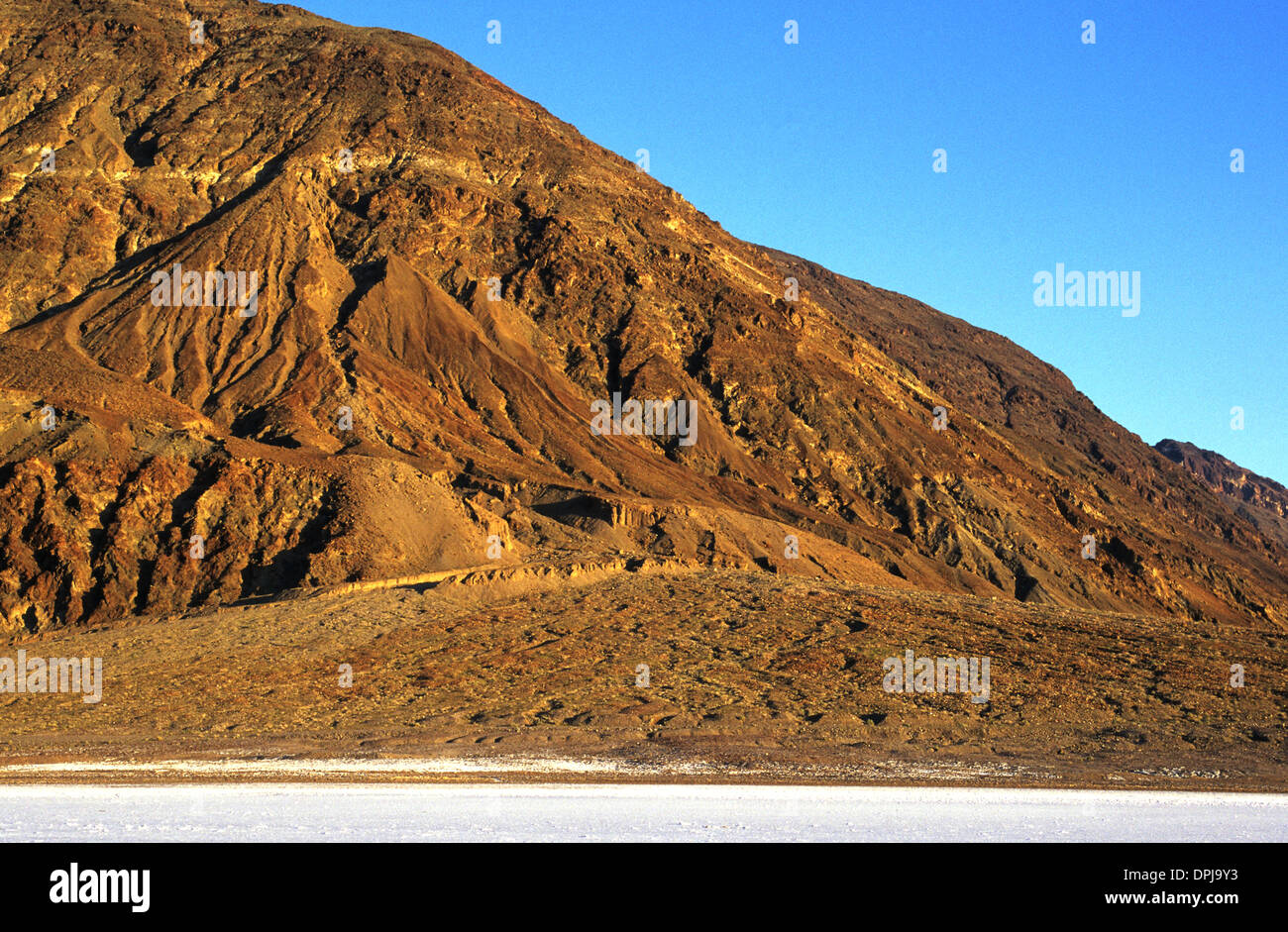 Elk248-1724 California, Death Valley National Park, Shoreline Butte, alluvial fan Stock Photo