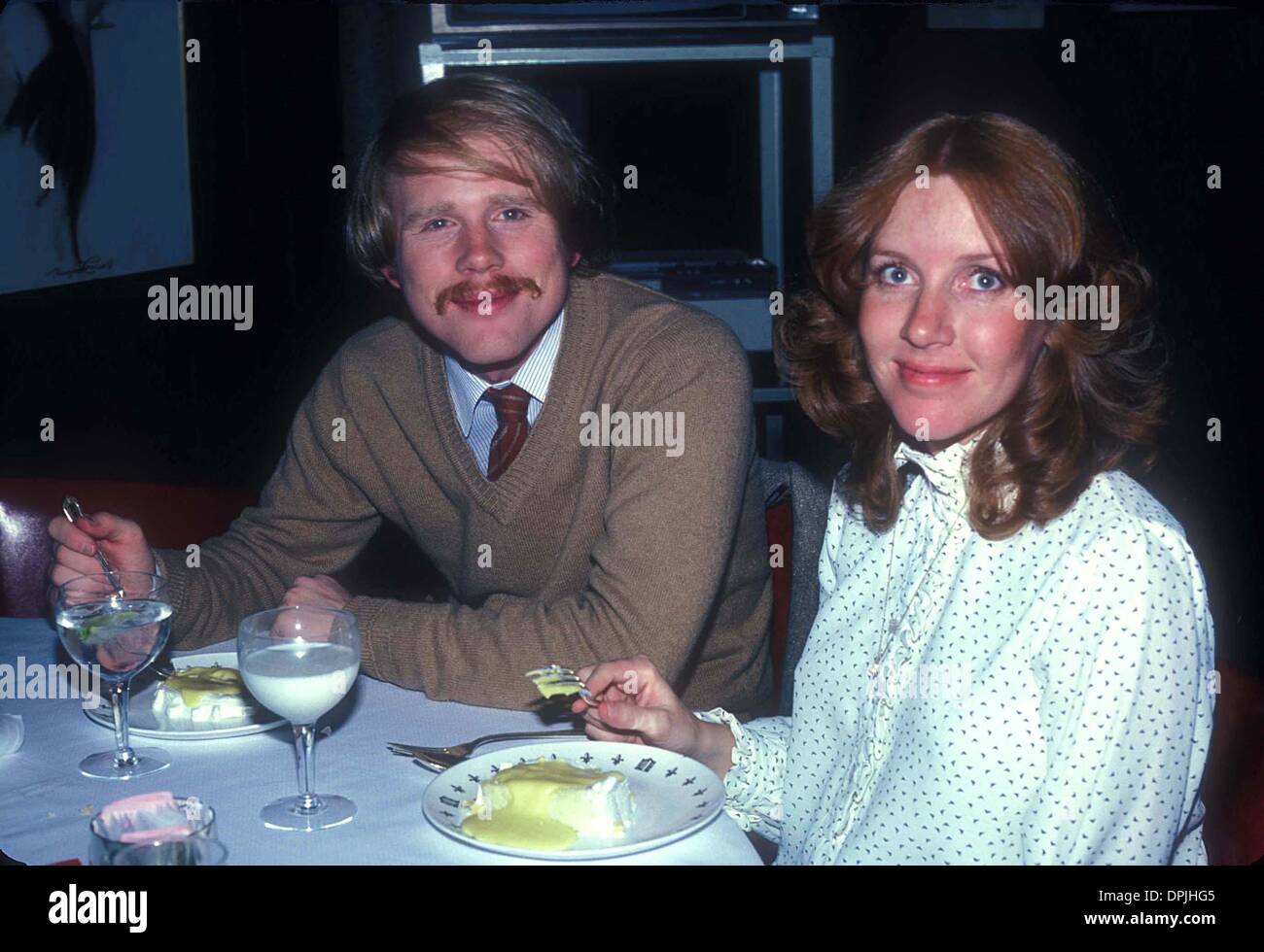 wallpapers Ron Howard And His Wife https www alamy com june 7 2006 ron howard with his wife cheryl alley 1980 11499 james image65562453 html