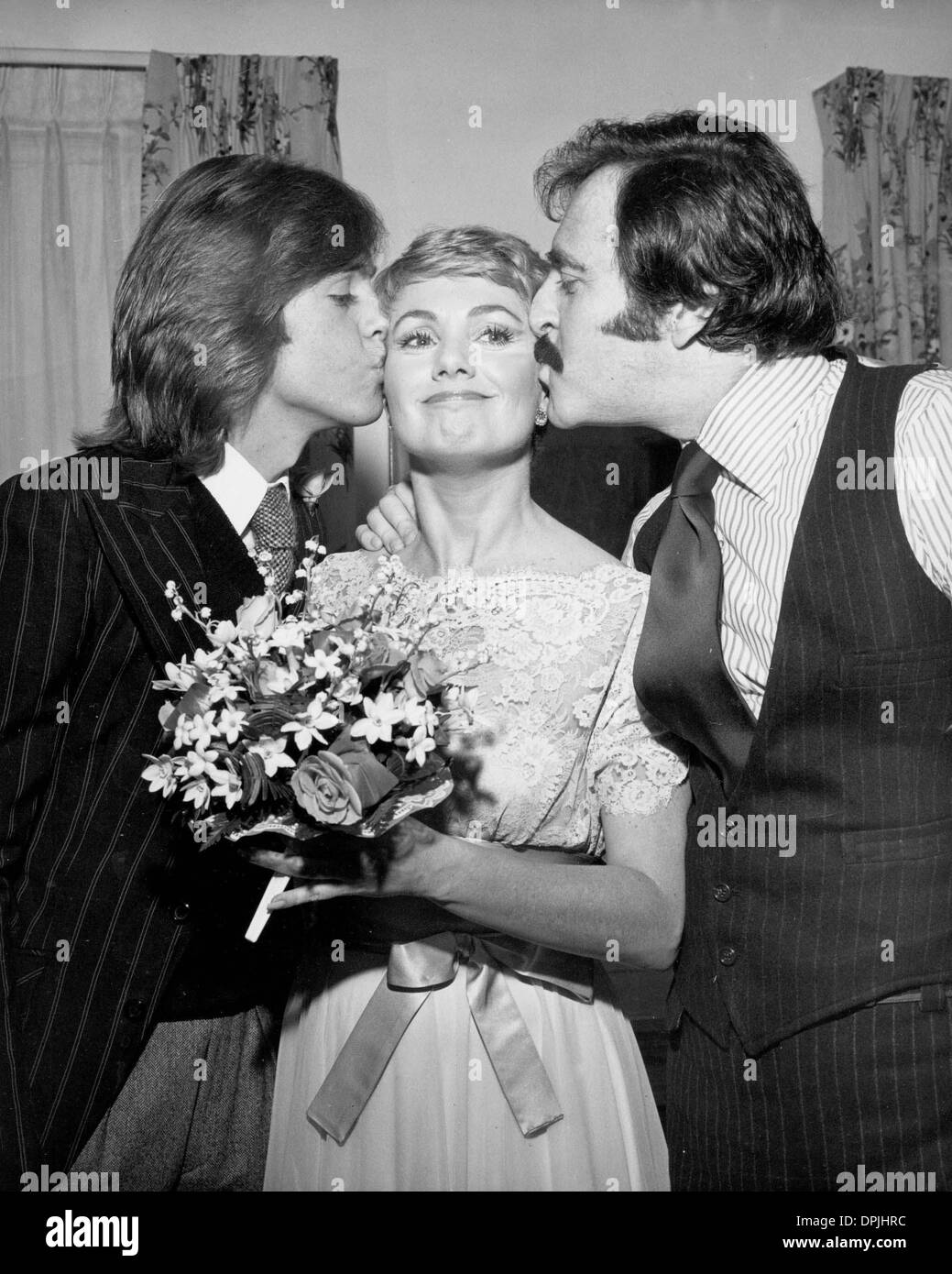 July 12, 2006 - SHIRLEY JONES WITH SHAUN CASSIDY AND MARTY INGELS .A2683. NATE CUTLER-(Credit Image: © Globe Photos/ZUMAPRESS.com) Stock Photo