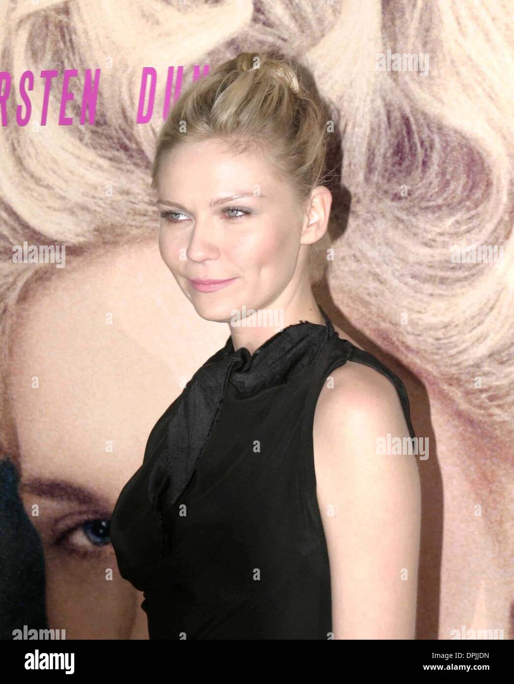 Oct. 18, 2006 - 13 October 2006 - New York, NY USA - Kirsten Dunst