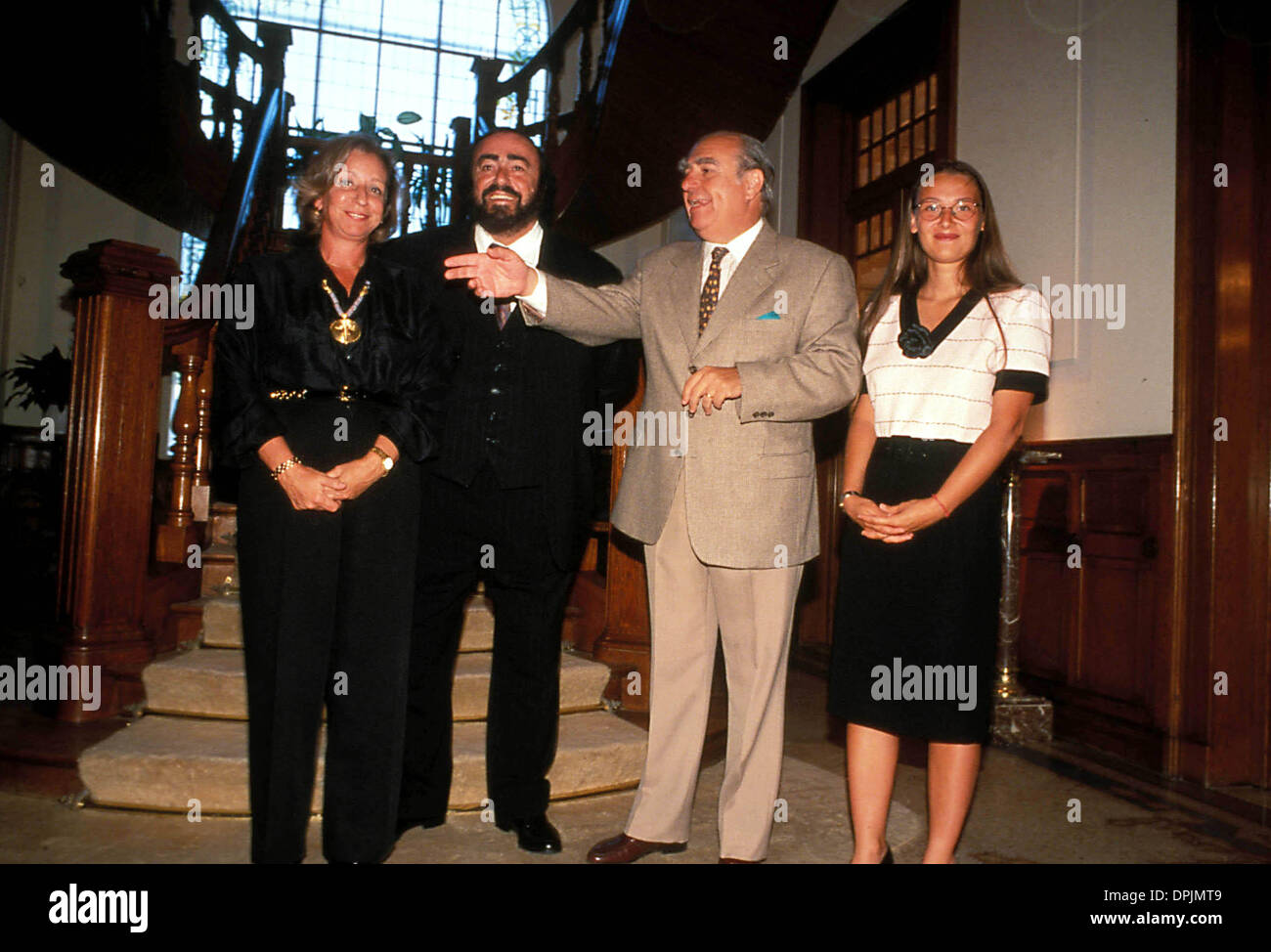 Aug. 17, 2006 - K4232 .Luciano Pavarotti with girlfriend, Nicoletta, .in Uruguay.. Caras -    LUCIANOPAVAROTTIRETRO(Credit Image: © Globe Photos/ZUMAPRESS.com) Stock Photo