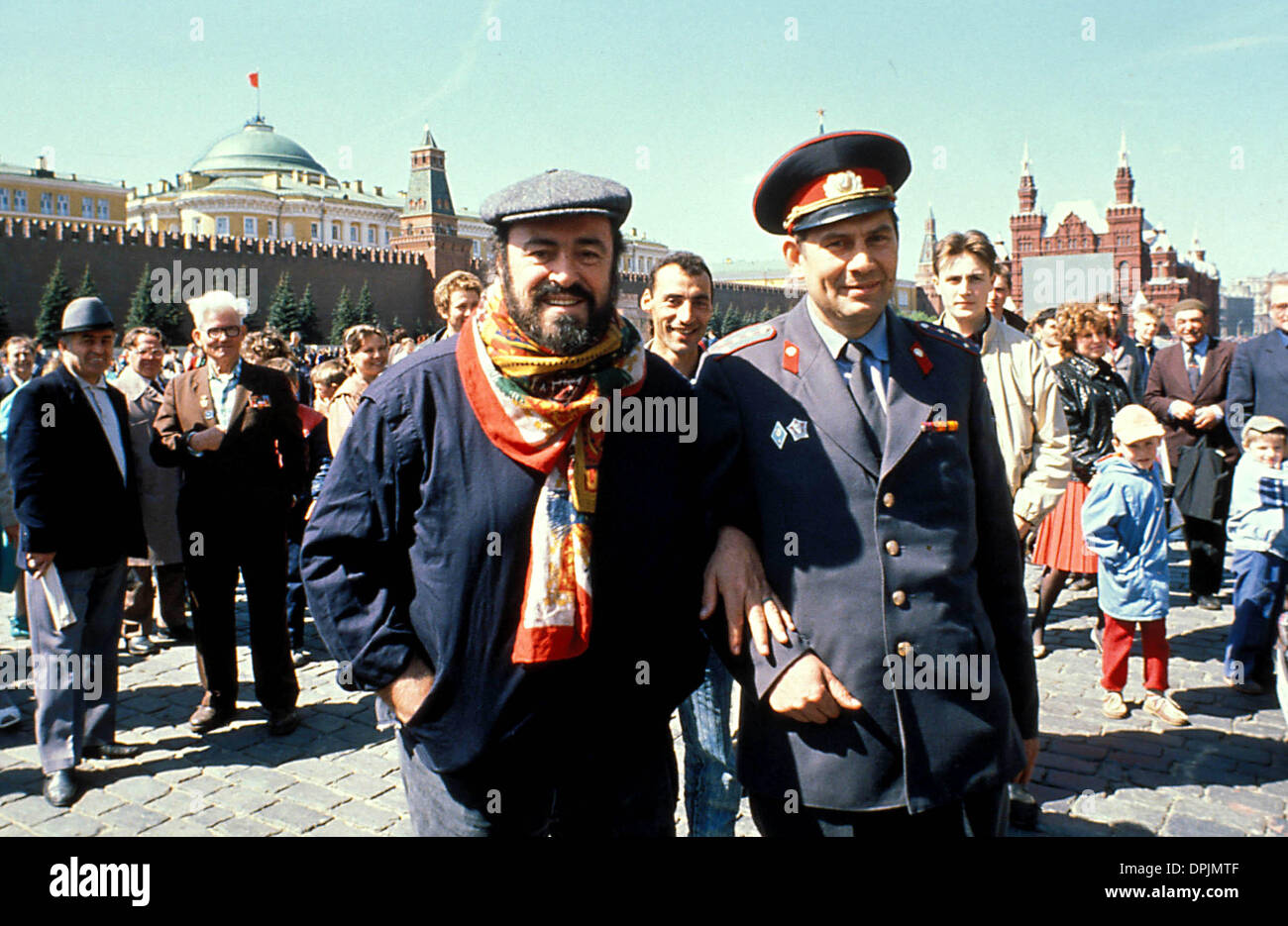 Aug. 17, 2006 - Luciano Pavarotti in Moscow. L Bertolucci -    LUCIANOPAVAROTTIRETRO(Credit Image: © Globe Photos/ZUMAPRESS.com) Stock Photo