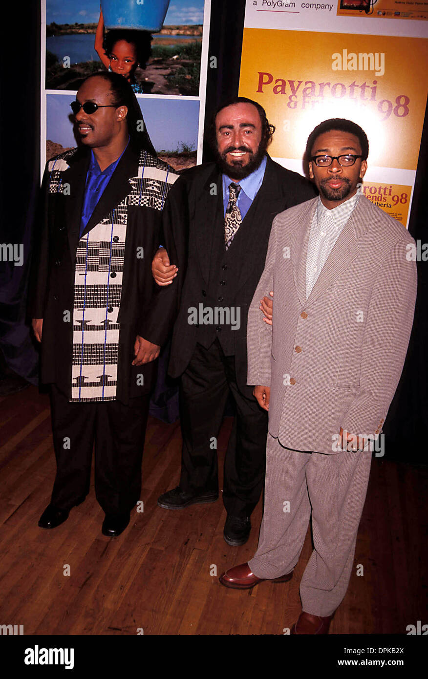 Aug. 17, 2006 - K11979AR.Pavarotti and Friends in War Child Benefit Concert for Liberia..Stevie Wonder and Luciano Pavarotti with Spike Lee. Andrea Renault -    1998.LUCIANOPAVAROTTIRETRO(Credit Image: © Globe Photos/ZUMAPRESS.com) Stock Photo
