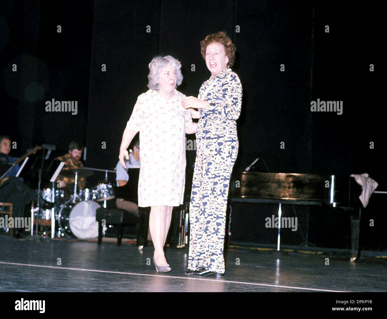 Maureen Stapleton Stock Photos & Maureen Stapleton Stock Images Alamy