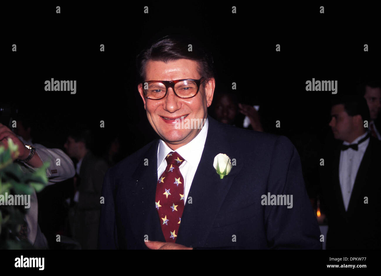Oct. 6 2006 L9226AR.YVES SAINT LAURENT INTO CHAMPAGNE AT STATUE