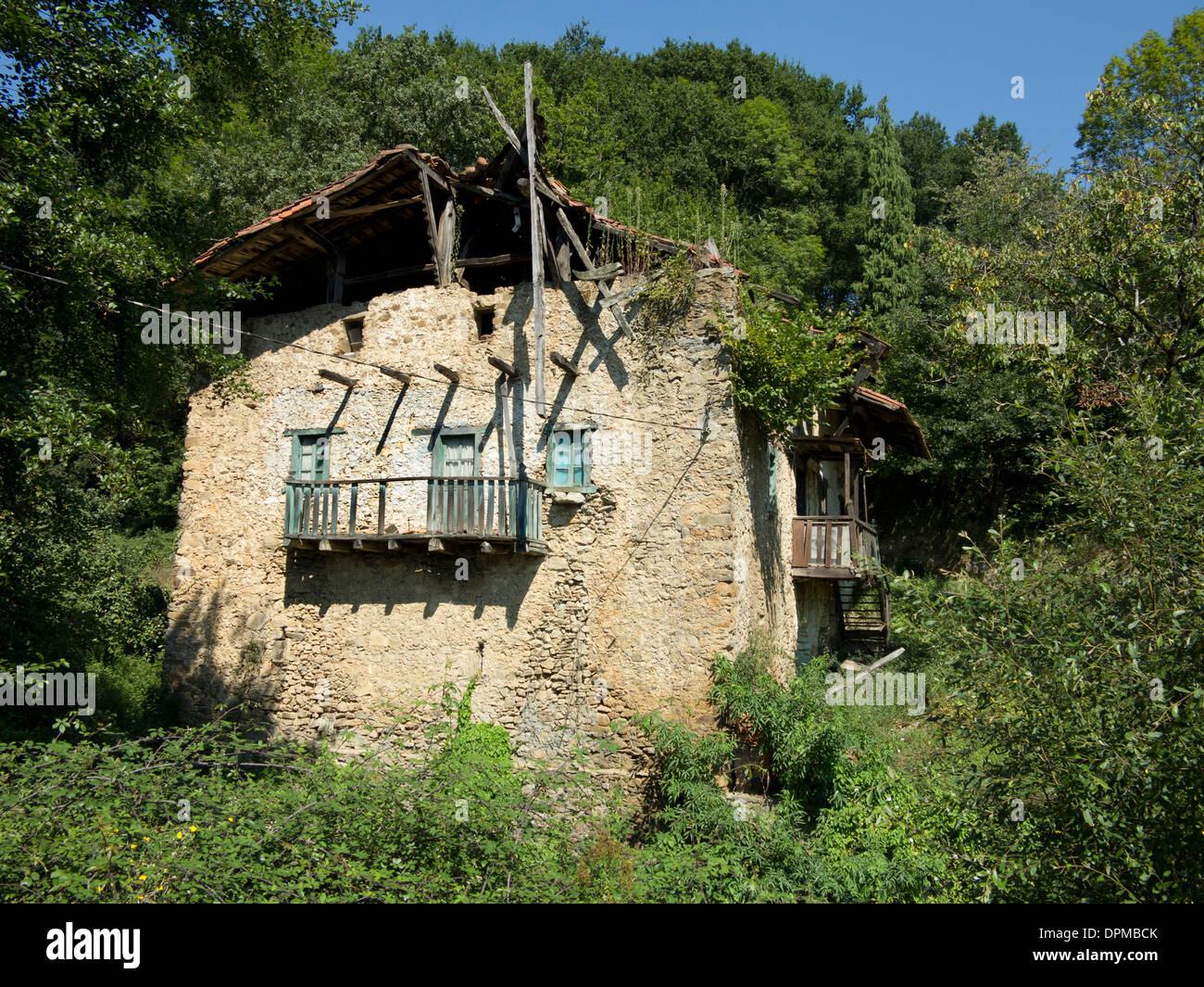 Dilapidated house in basque country hires stock photography and images