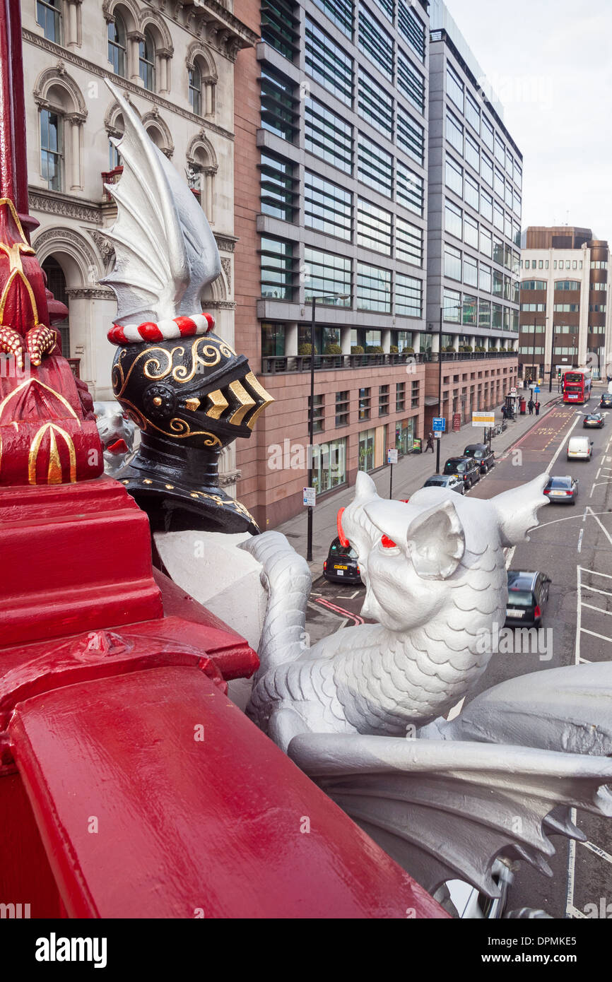 City of London, Holborn Viaduct   Looking down on Farringdon Street from the parapet Stock Photo