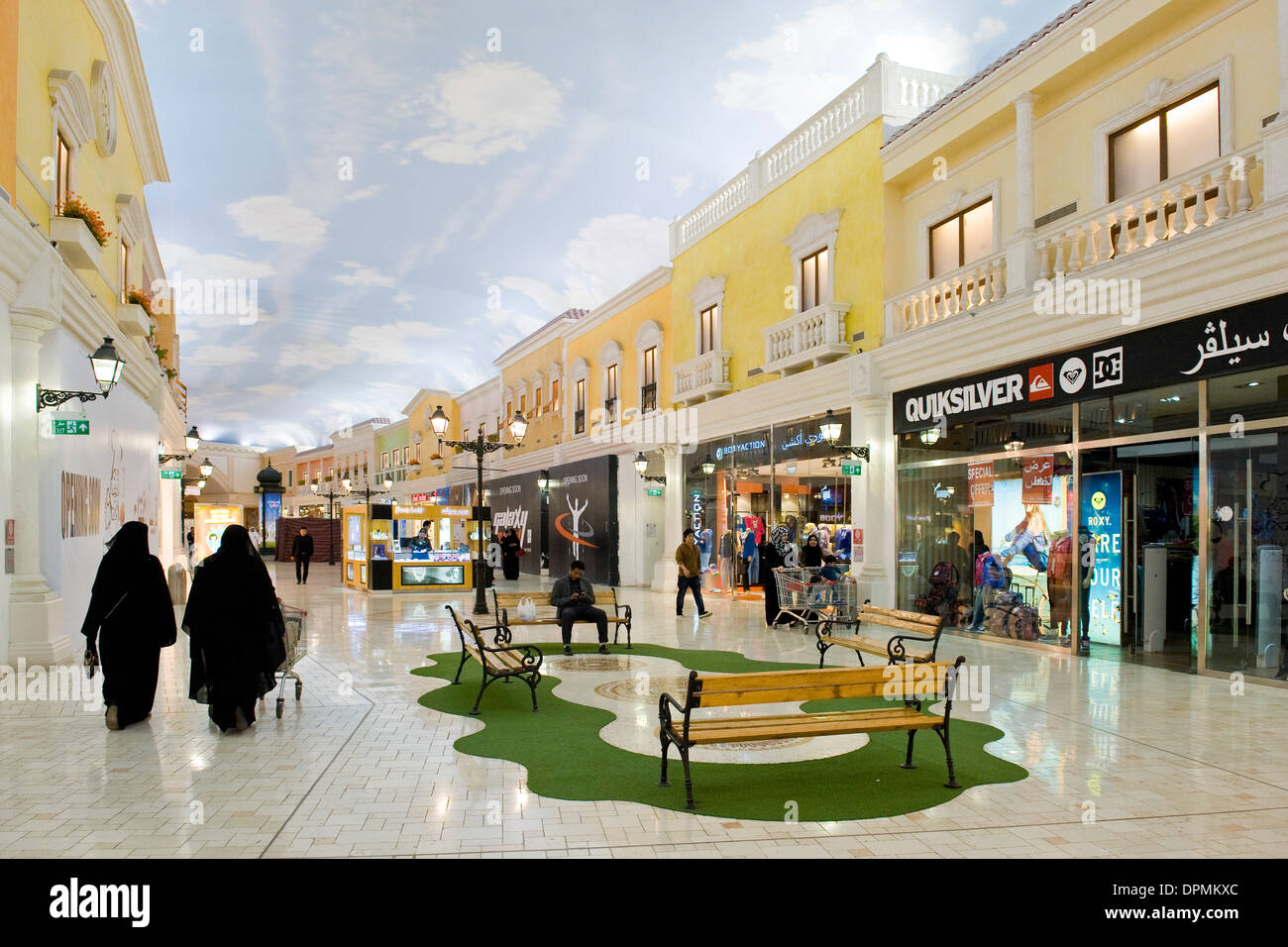 Qatar Doha Villaggio Shopping Mall Stock Photo 65608212 Alamy