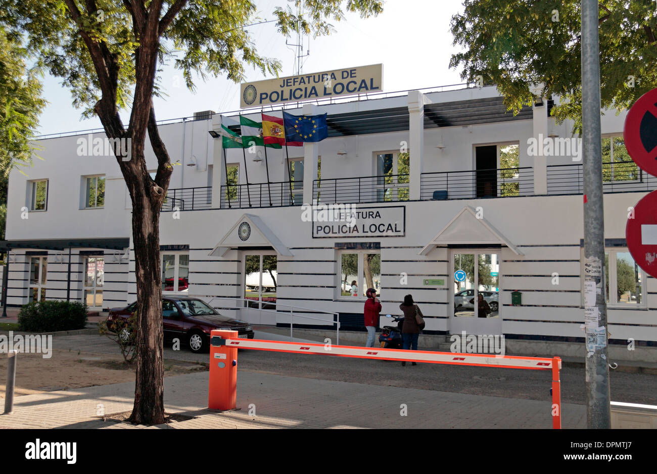 Spanish Police Station Hi Res Stock Photography And Images Alamy