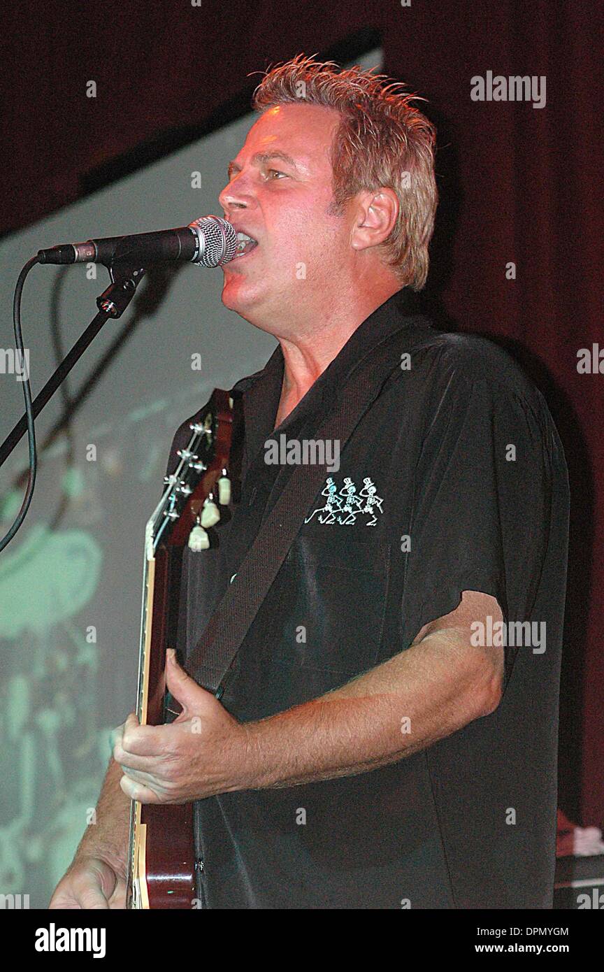 Aug. 1, 2006 - K49182KR.TOMMY JAMES AND THE SHONDELLS CONCERT AT BB KINGS IN TIMES SQUARE, NEW YORK CITY.08-01-2006. KEN RUMMENTS-   2006.THE SHONDELLS(Credit Image: © Globe Photos/ZUMAPRESS.com) Stock Photo