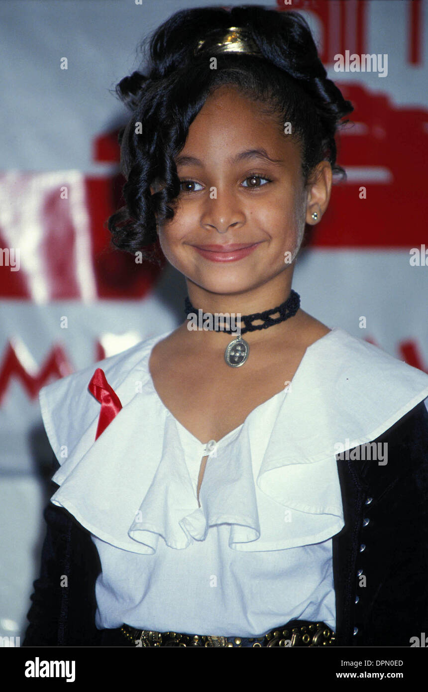 Raven symone 2005 hi-res stock photography and images - Alamy
