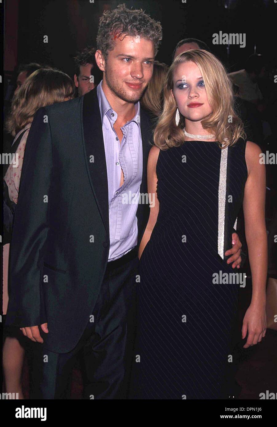Mar. 10, 2006 - REESE WITHERSPOON WITH RYAN PHILLIPPE.''54'' PREMIERE IN HOLLYWOOD , CALIFORNIA 08-24-1998.K13083LR. LISA ROSE-(Credit Image: © Globe Photos/ZUMAPRESS.com) Stock Photo