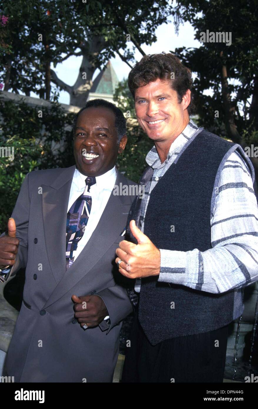 Dec. 19, 2005 - LOU RAWLS WITH  DAVID HASSELHOFF.1994. MICHAEL FERGUSON-   L9463.BAYWATCH NIGHTS(Credit Image: © Globe Photos/ZUMAPRESS.com) Stock Photo