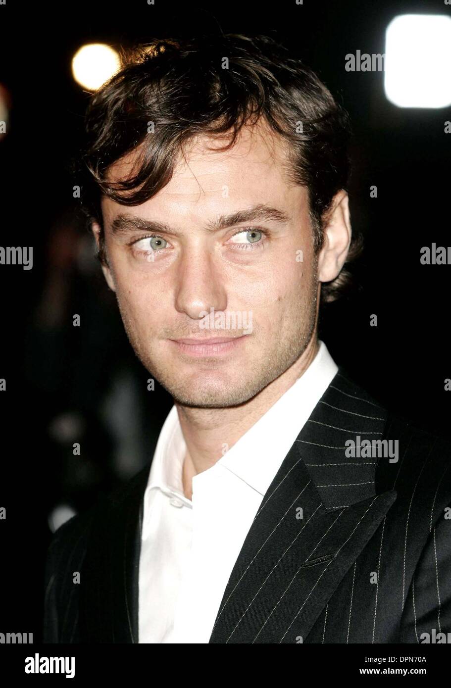 Jude law 2006 High Resolution Stock Photography and Images Alamy