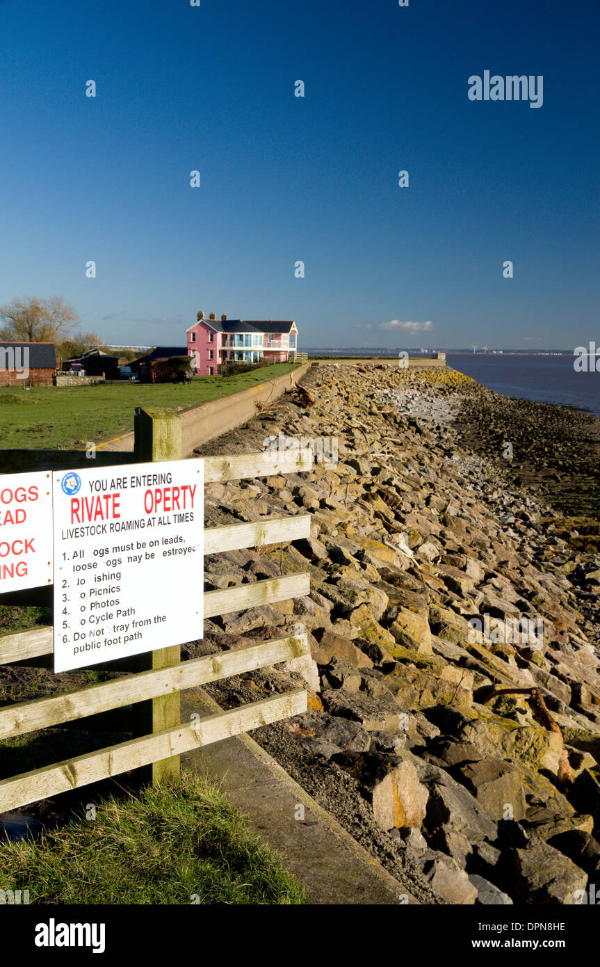 Porton House and Private Property  notice on Wales Coastal Path, Caldicot Levels near Newport South Wales. Stock Photo