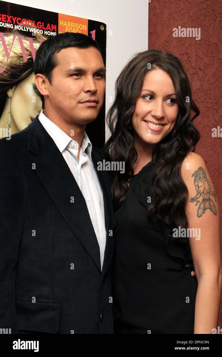 Adam beach and wife tara hi-res stock photography and images - Alamy