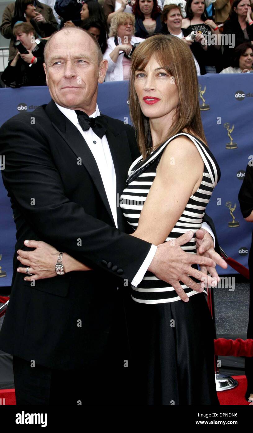 Apr. 28, 2006 - Hollywood, CALIFORNIA, USA - CORBIN BERNSEN AND AMANDA PAYS -.33RD ANNUAL DAYTIME EMMY AWARDS -.KODAK THEATER, HOLLYWOOD, CALIFORNIA - .04-28-2006 -. NINA PROMMER/   2006.K47637NP.(Credit Image: © Globe Photos/ZUMAPRESS.com) Stock Photo