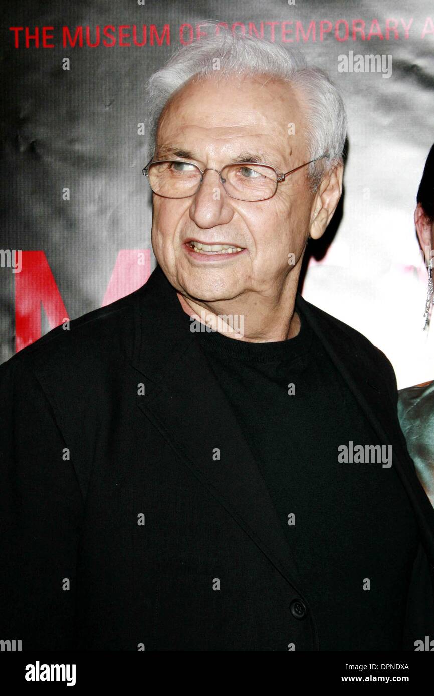 May 19, 2006 - Los Angeles, CALIFORNIA, USA - FRANK GEHRY -.OPENING GALA FOR ROBERT RAUSCHENBERG'S EXHIBITION -.MOCA, LOS ANGELES, CALIFORNIA - .05-19-2006 -. NINA PROMMER/   2006.K47834NP.(Credit Image: © Globe Photos/ZUMAPRESS.com) Stock Photo