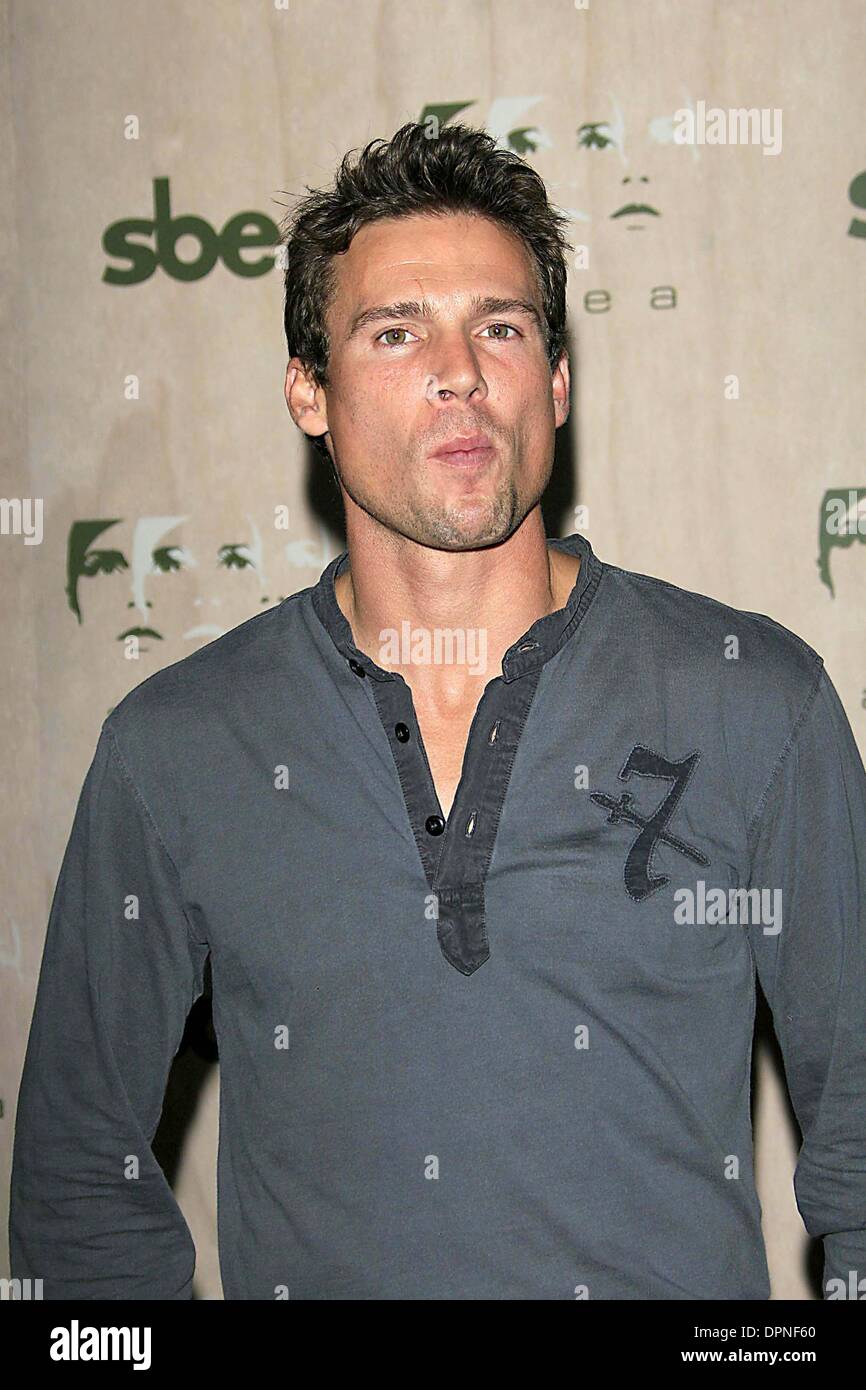 Sept. 28, 2006 - Los Angeles, CALIFORNIA, USA - ETHAN ERICKSON -.AREA ...