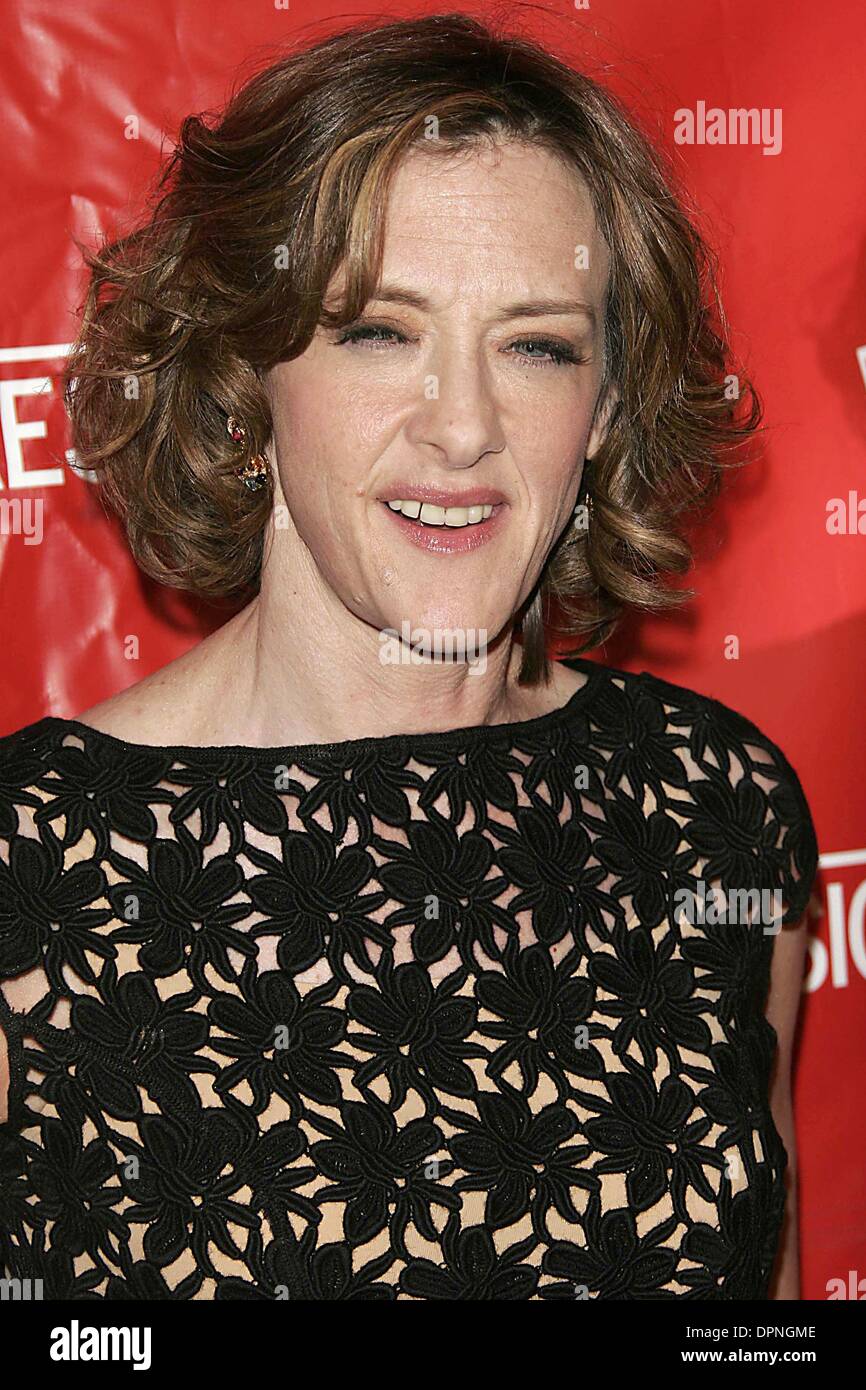 Mar 27 2006 Hollywood California Usa Joan Cusack Friends With Money Premiere