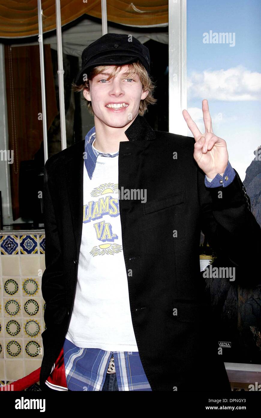 Apr. 23, 2006 - Los Angeles, CALIFORNIA, USA - HUNTER PARRISH -.RV ...