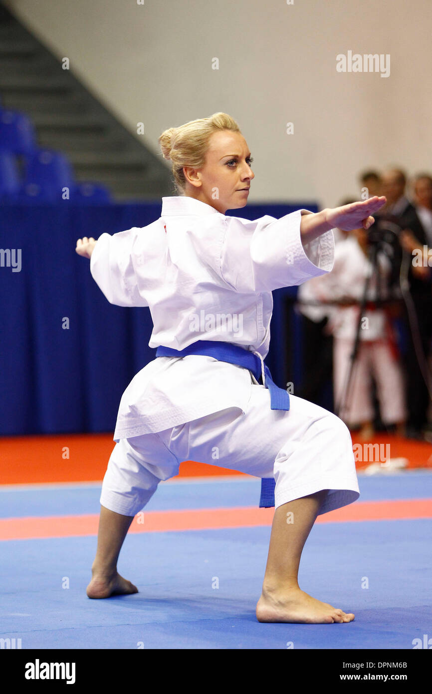 Paris, France. 10th Jan, 2014. Karate Open of paris. Kata Exhibition. Emma  Lucraft (ANG) © Action Plus Sports/Alamy Live News Stock Photo - Alamy
