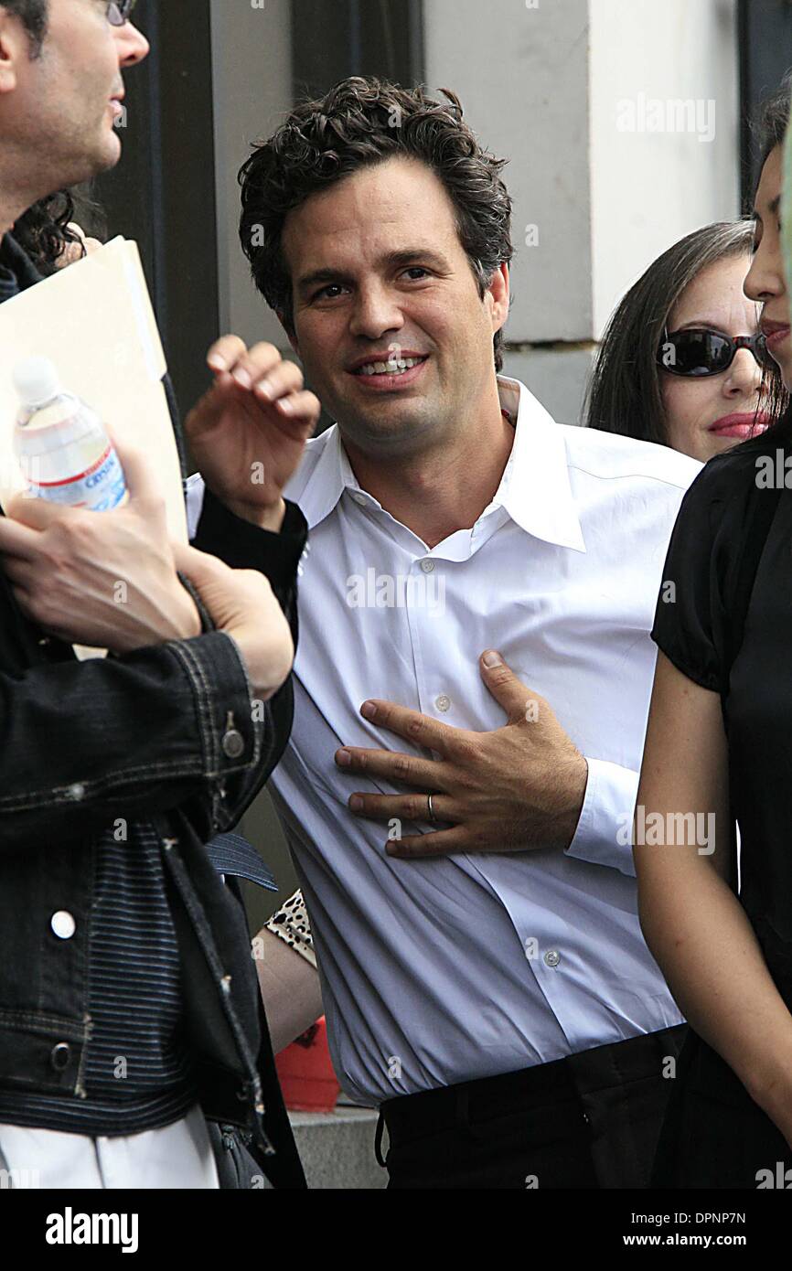 Aug. 4, 2006 - Hollywood, CALIFORNIA, USA - MARK RUFFALO -.THE LATE ...