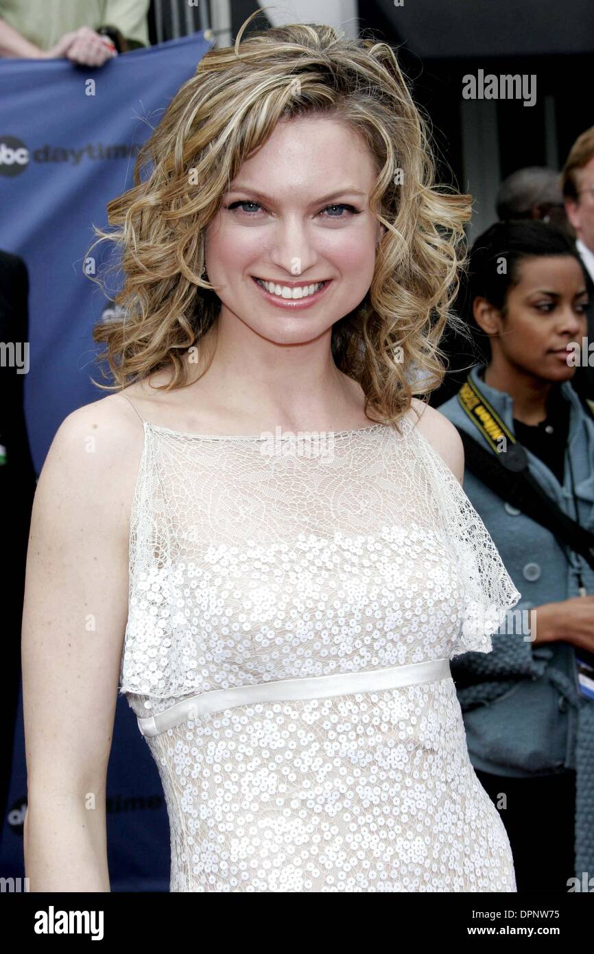 Gena Lee Nolin born November 29, 1971 (age 46) Gena Lee Nolin born November 29, 1971 (age 46) new foto Gena Lee Nolin born November 29, 1971 (age 46) Gena Lee Nolin born November 29, 1971 (age 46) new photo
