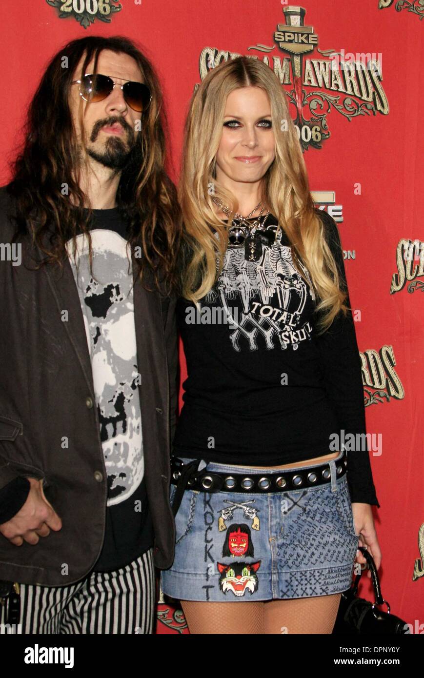 Oct. 7, 2006 - Hollywood, CALIFORNIA, USA - ROB ZOMBIE AND WIFE SHERI MOON  ZOMBIE -.SPIKE TV'S SCREAM AWARDS 2006 -.PANTAGES THEATER, HOLLYWOOD,  CALIFORNIA - .10-07-2006 -. NINA PROMMER/ 2006.K49814NP(Credit Image: ©  Globe Photos/ZUMAPRESS.com Stock ...