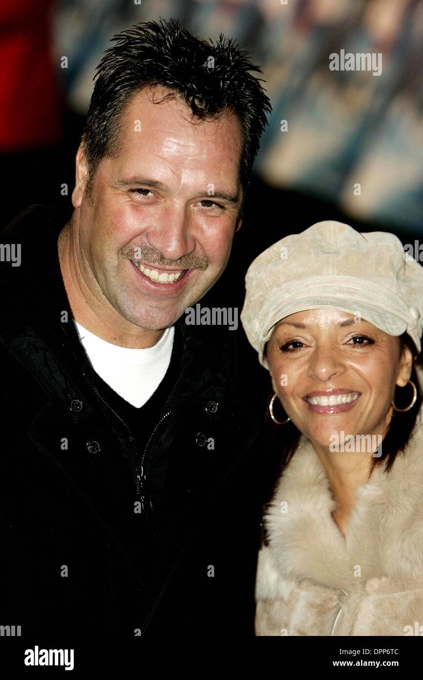 David Seaman Stock Photos & David Seaman Stock Images - Alamy