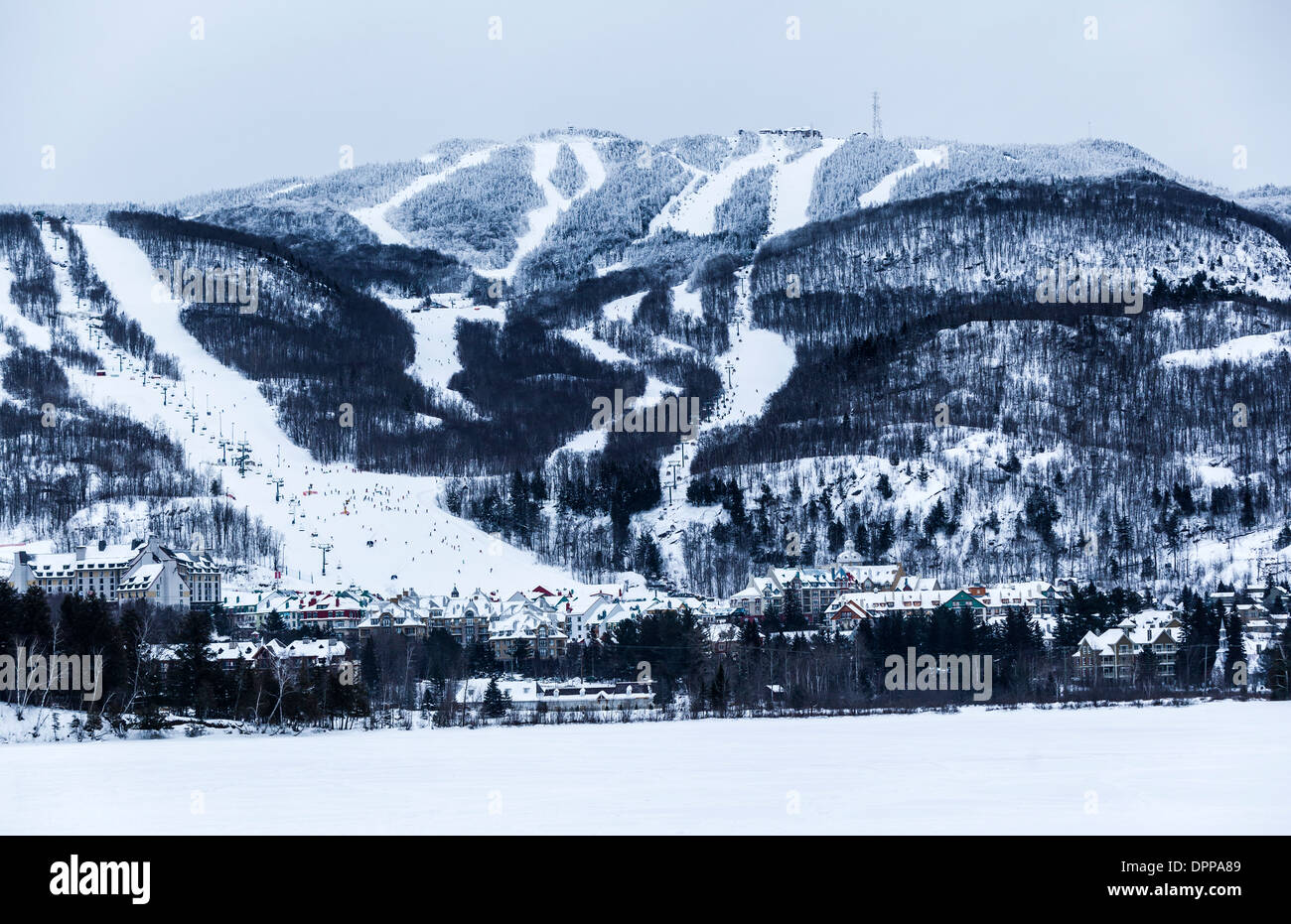 Mont Tremblant ski slope Stock Photo Alamy