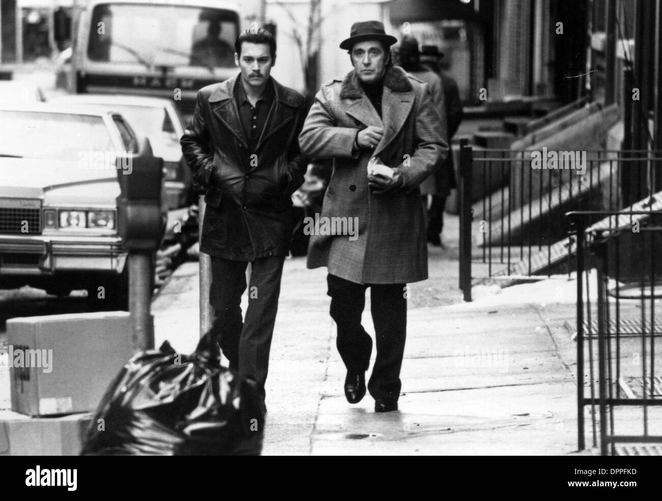 Apr. 18, 2006 - A11975ADH.DONNIE BRASCO.TV-FILM STILL. SUPPLIED BY    JOHNNY DEPP AND AL PACINO(Credit Image: © Globe Photos/ZUMAPRESS.com) Stock Photo