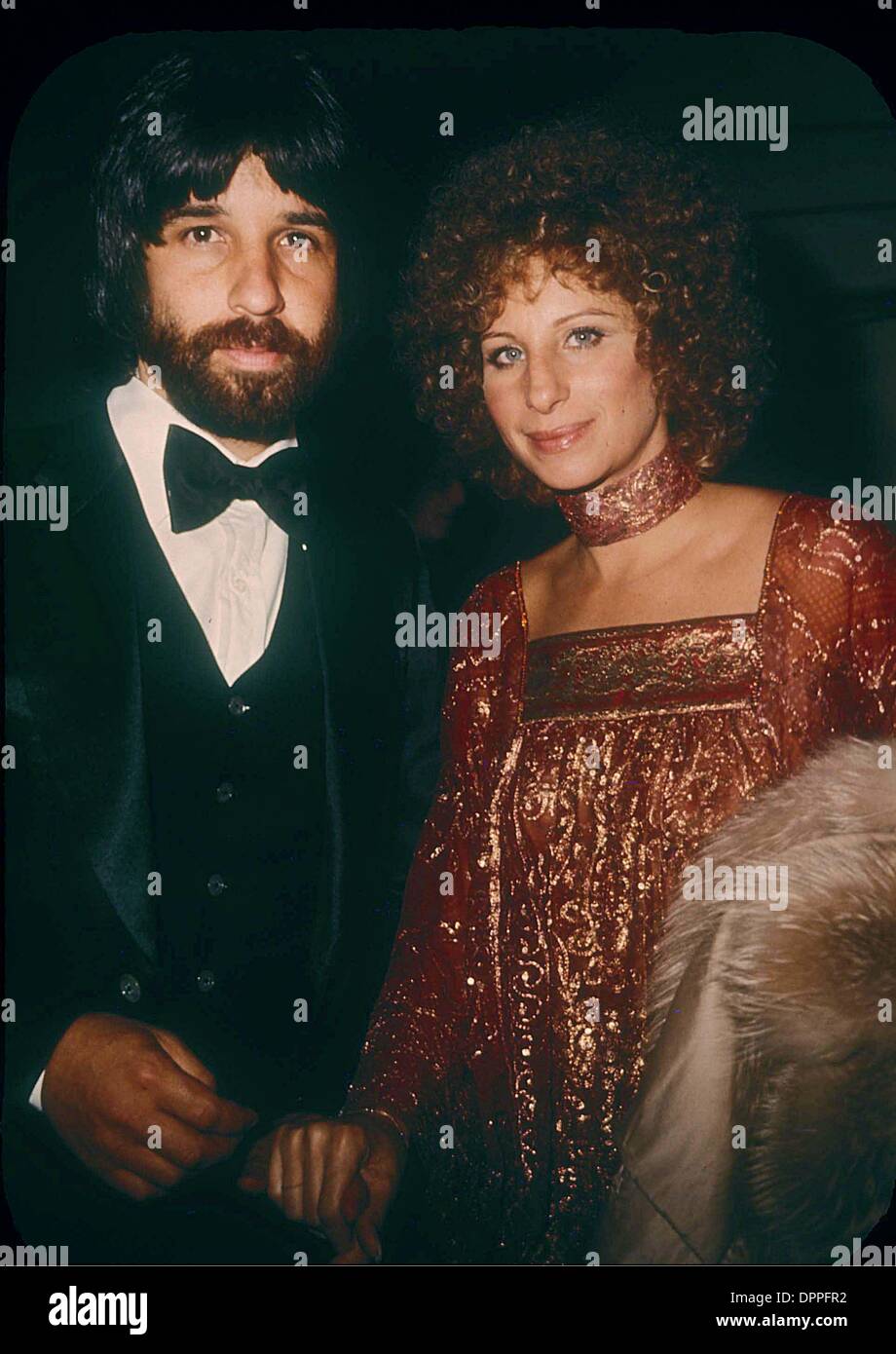 May 11, 2006 - BARBARA STREISAND WITH JON PETERS 1976.G0726.SUPPLIED BY