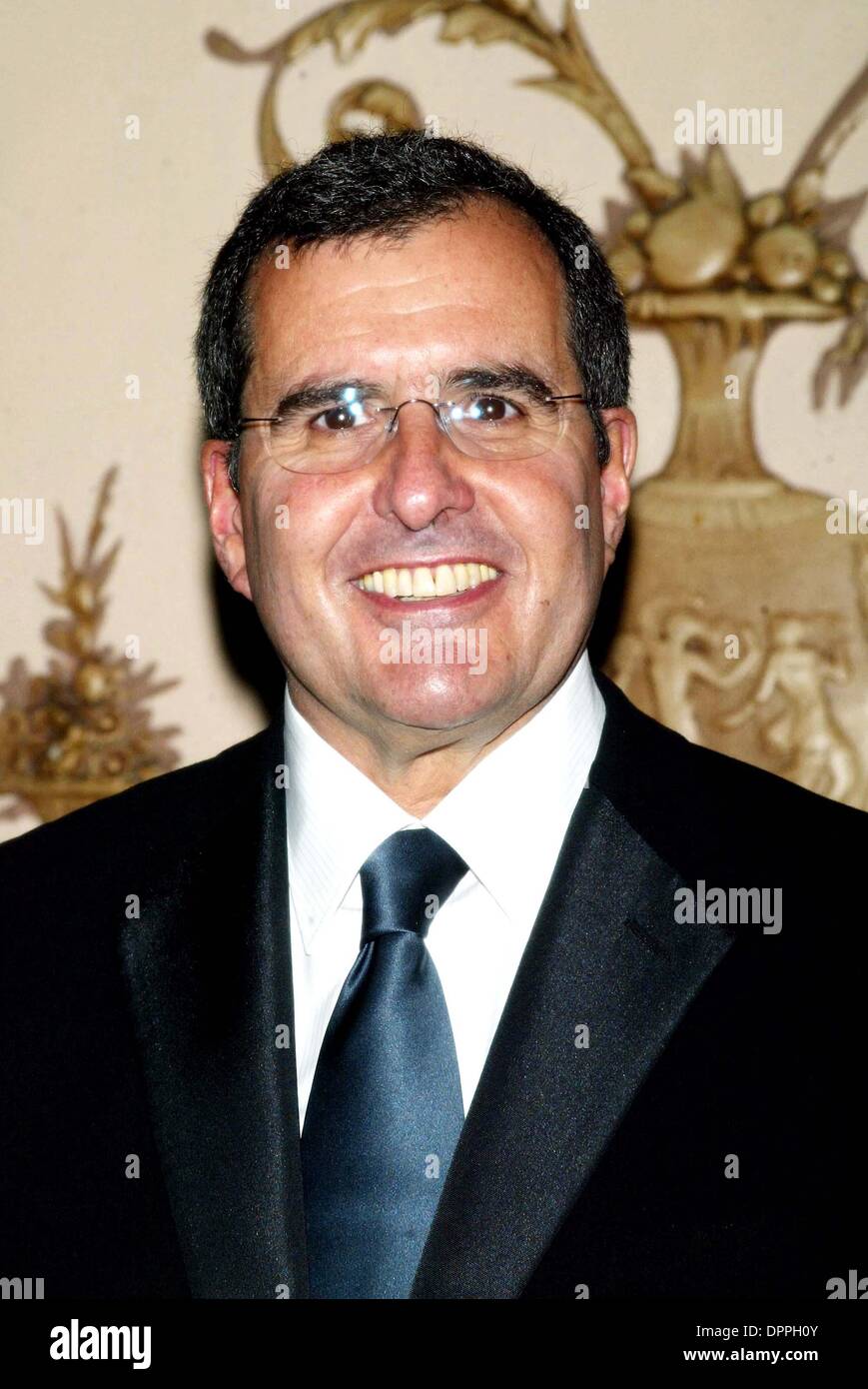 Oct. 23, 2006 - New York, NY, UNITED STATES OF AMERICA - Peter Chernin, President and COO of News Corporation and Chairman and CEO of The Fox Group, arrives for the 16th Annual Broadcasting & Cable Hall of Fame Awards Dinner at the Waldorf Astoria in New York on October 23, 2006...LCV/   K50385LCV(Credit Image: © Globe Photos/ZUMAPRESS.com) Stock Photo