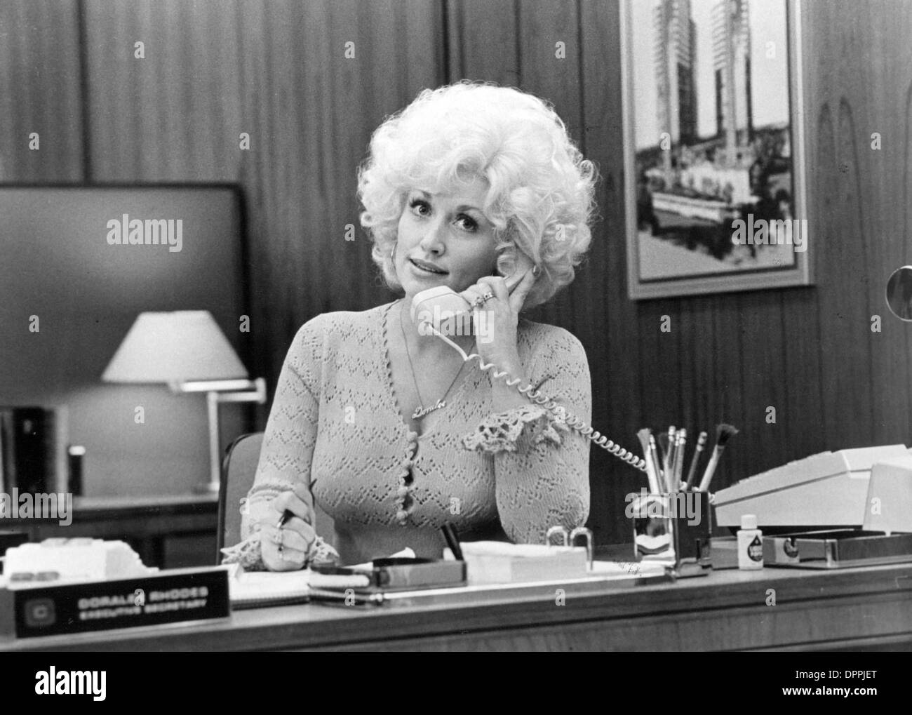 Nine to five dolly hi-res stock photography and images - Alamy