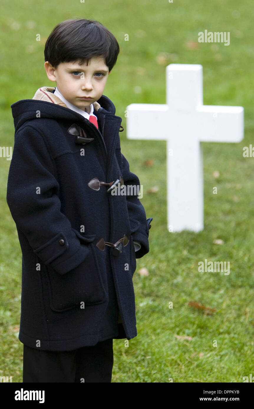 May 25, 2006 - O-3.Seamus Davey-Fitzpatrick makes his motion picture debut in THE OMEN, portraying Damien Thorn.          .K48087ES.TV-FILM STILL. SUPPLIED BY    THE OMEN(Credit Image: © Globe Photos/ZUMAPRESS.com) Stock Photo