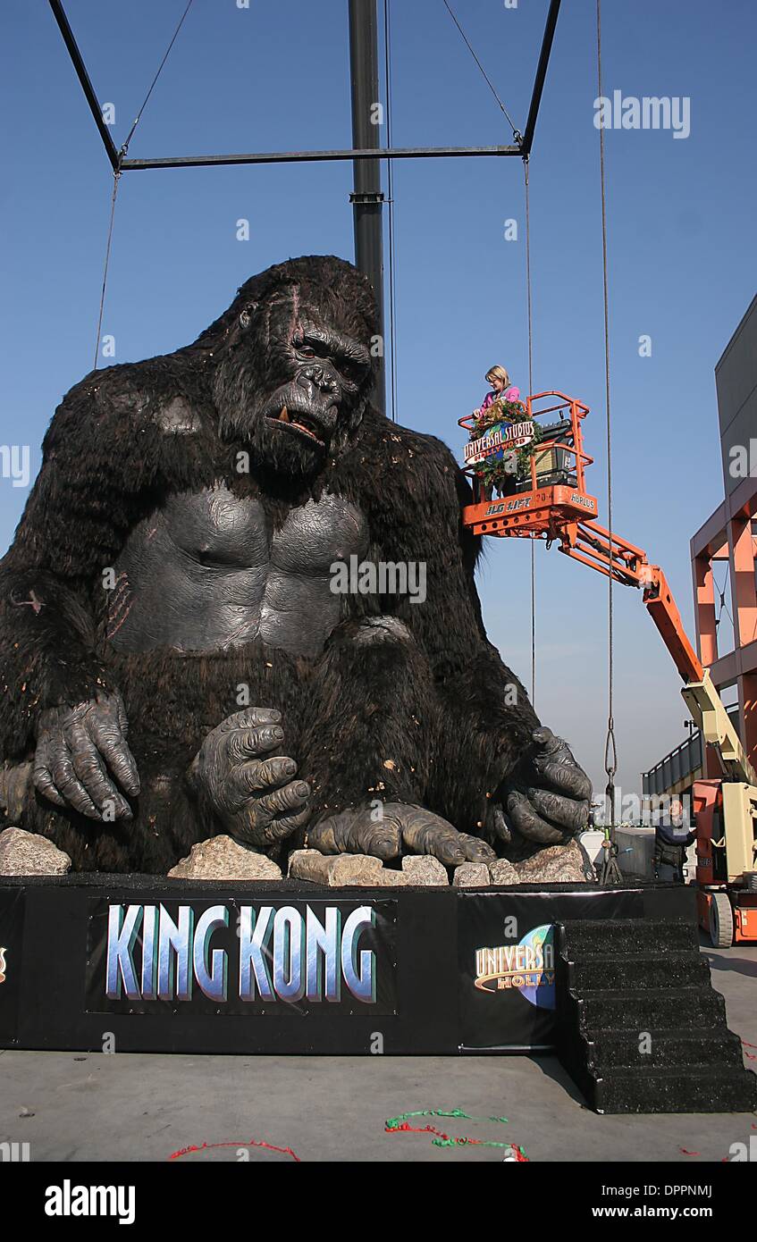 20 feet tall hi-res stock photography and images - Alamy